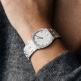  Shop Authentic Gucci 25H Quartz Silver Dial Silver Steel Strap Unisex Watch - YA163407 - Luxxuri