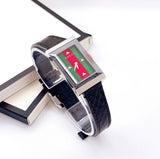  Shop Authentic Gucci G-Frame Mother of Pearl Green & Red Dial Black Leather Strap Watch For Women - YA147403 - Luxxuri